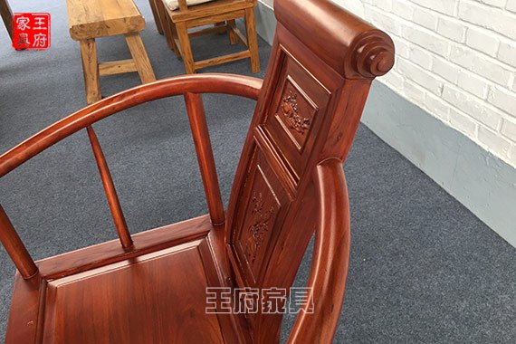 中式实木带扶手椅子细节