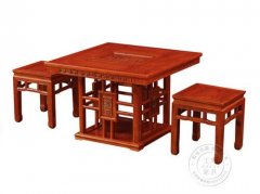 老榆木家具的古风新韵展现在方形茶桌茶台上